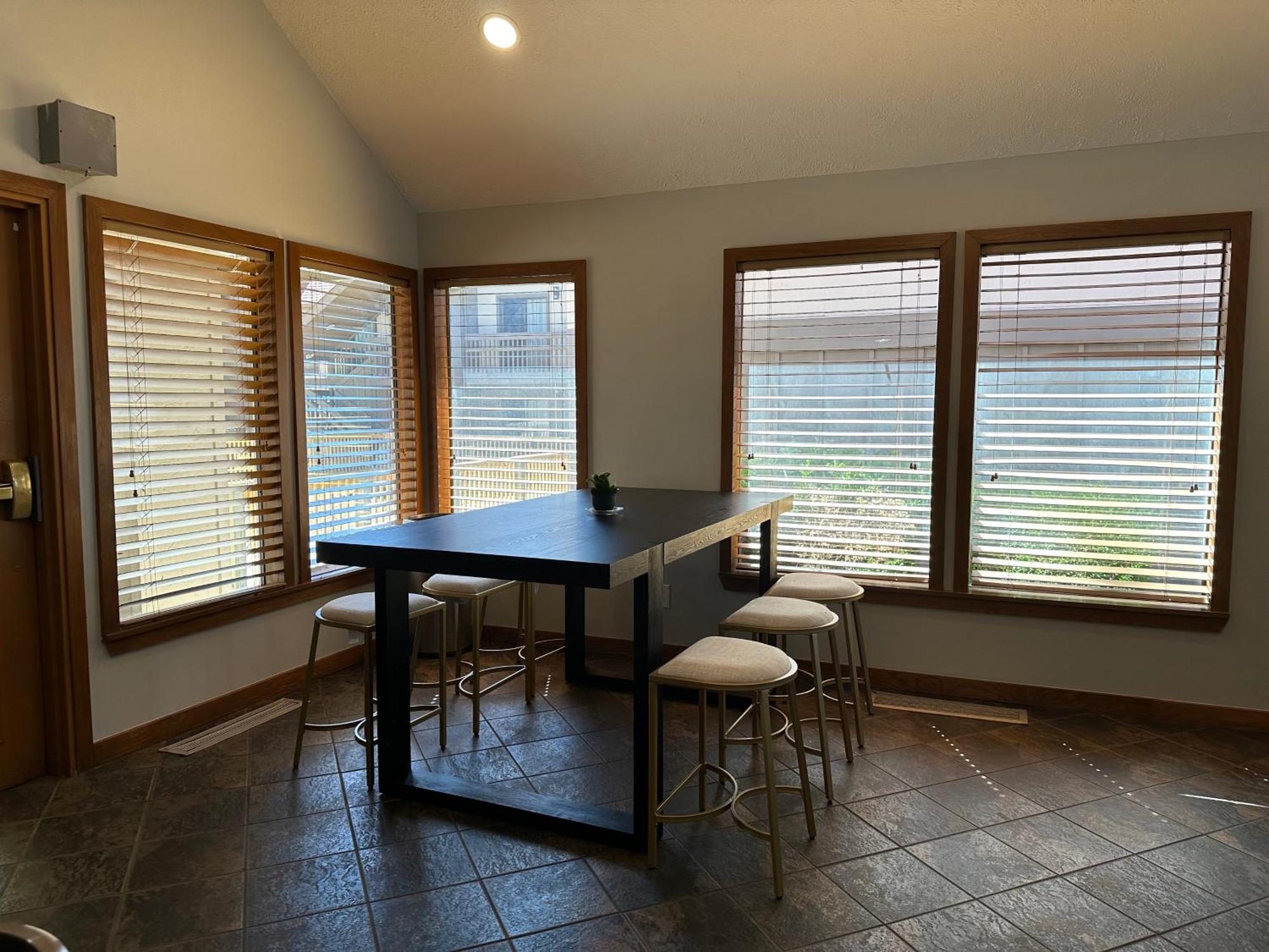 Mainstay Suites Springfield South - Battlefield Rd Buitenkant foto