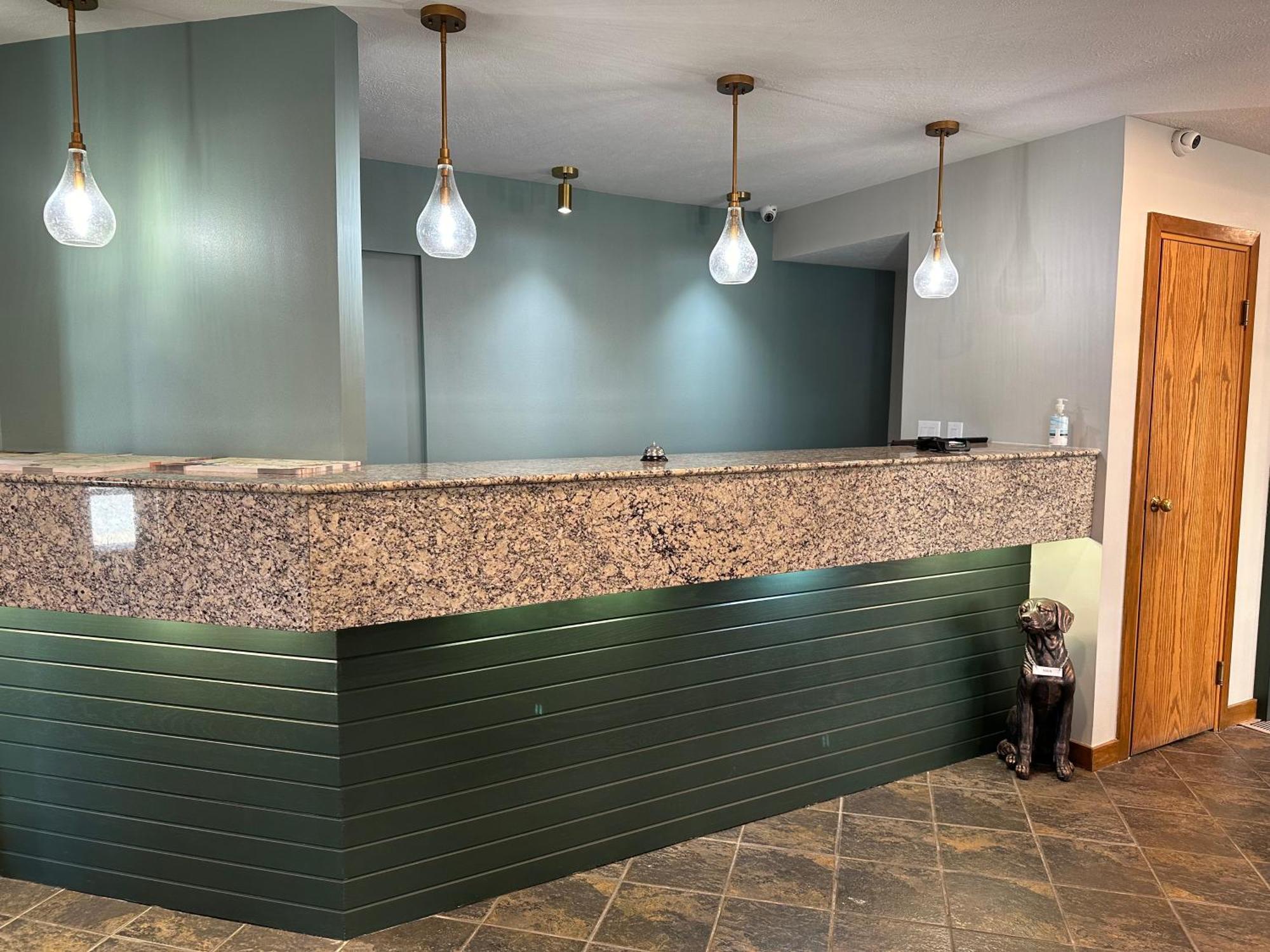 Mainstay Suites Springfield South - Battlefield Rd Buitenkant foto
