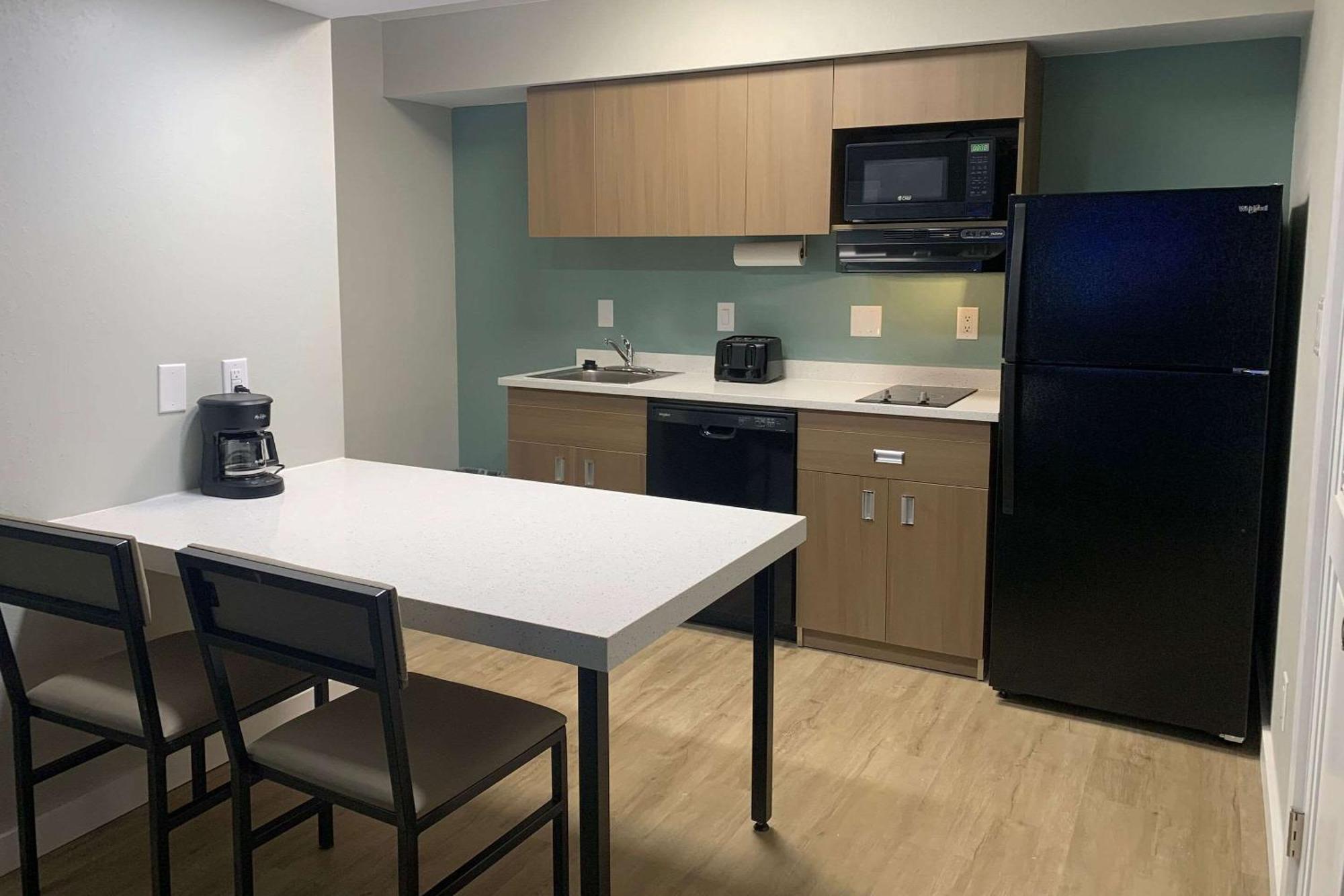 Mainstay Suites Springfield South - Battlefield Rd Buitenkant foto