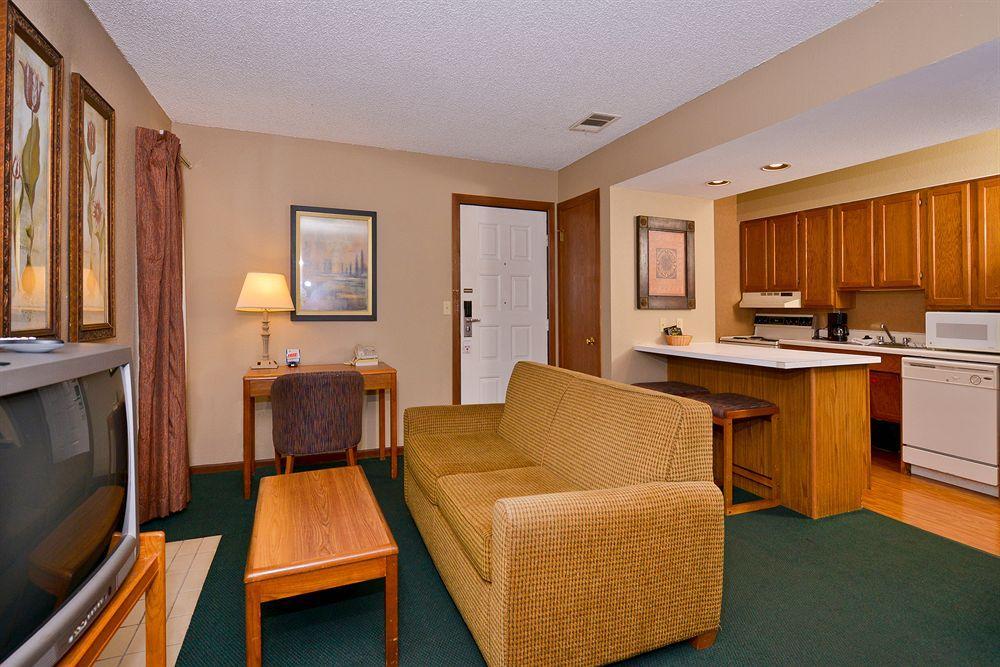 Mainstay Suites Springfield South - Battlefield Rd Buitenkant foto