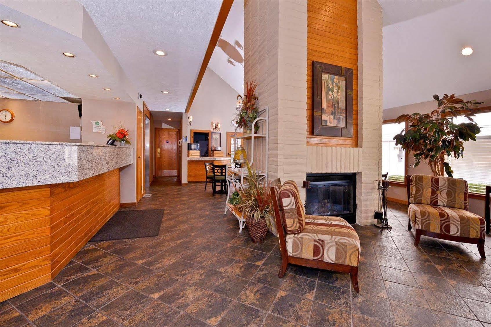 Mainstay Suites Springfield South - Battlefield Rd Buitenkant foto