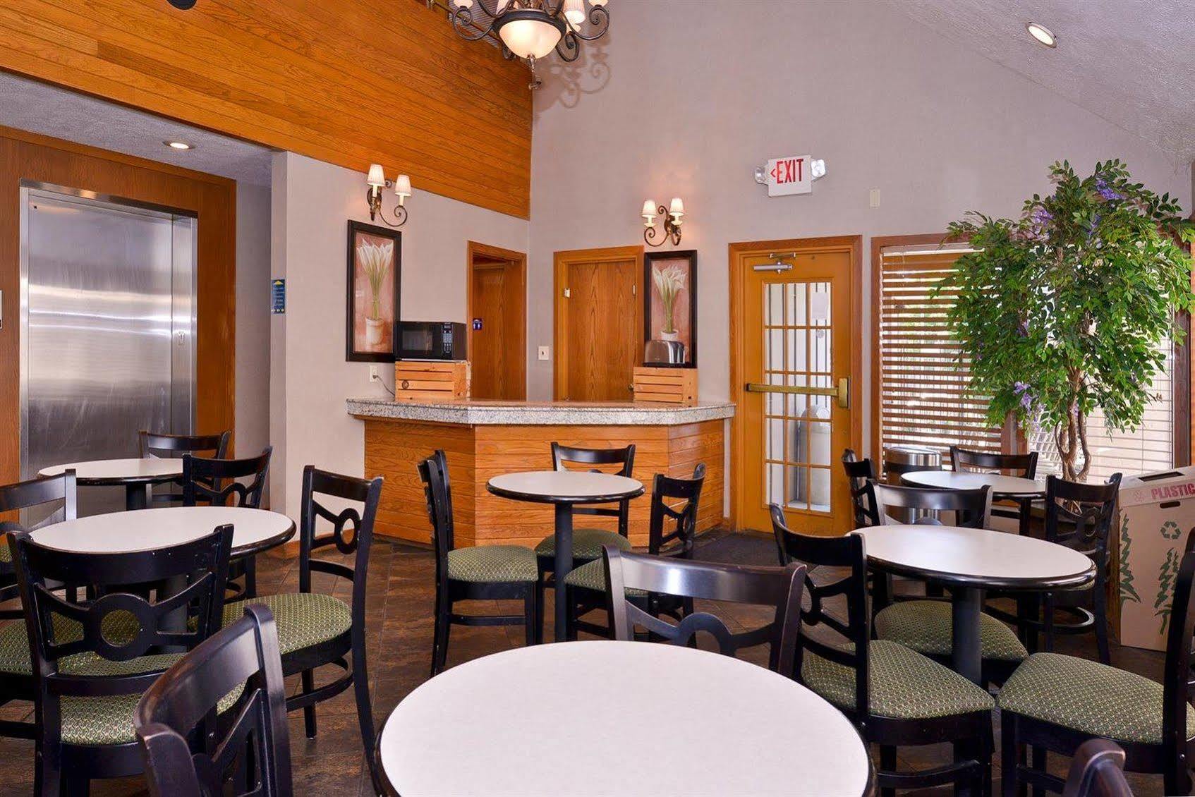 Mainstay Suites Springfield South - Battlefield Rd Buitenkant foto